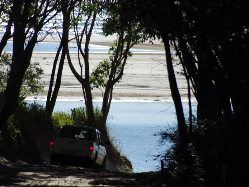 rainbow beach 001